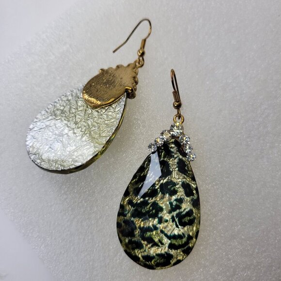 Teardrop Animal Print Drop Earrings Green Drop Earrings - Picture 3 of 7